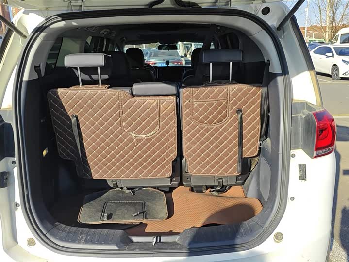 Фото 4 - GAC Trumpchi M8