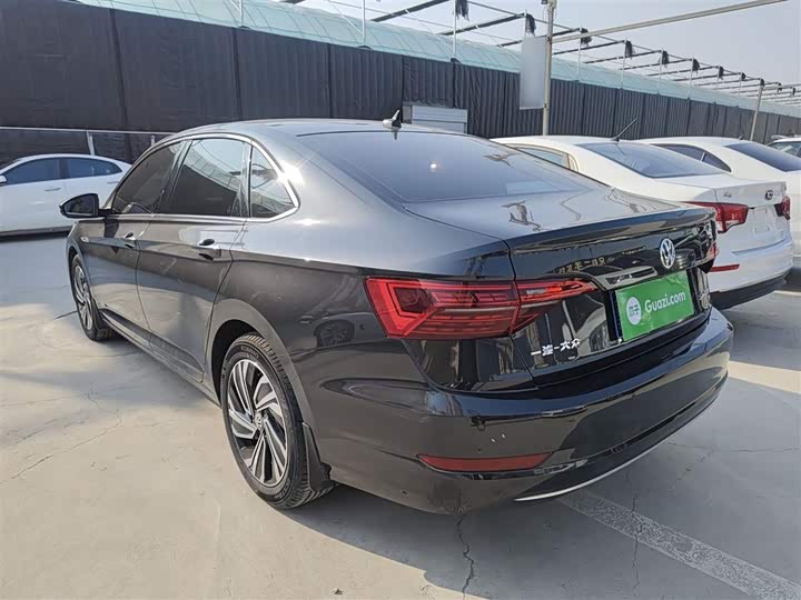 Фото 5 - Volkswagen Sagitar L