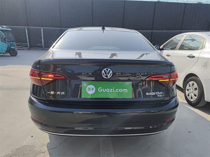 Фото 6 - Volkswagen Sagitar L