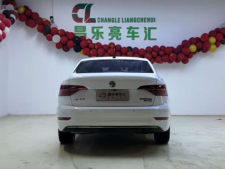 Фото 5 - Volkswagen Sagitar L