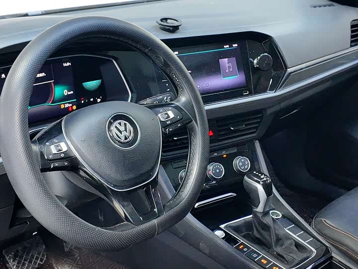 Фото 9 - Volkswagen Sagitar L