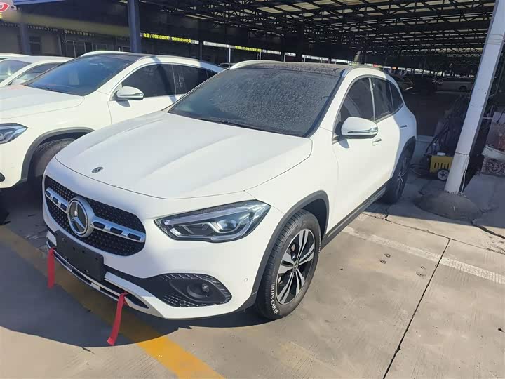 Фото 1 - Mercedes-Benz GLA-Class