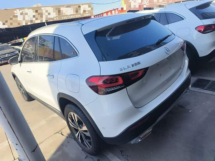 Фото 5 - Mercedes-Benz GLA-Class