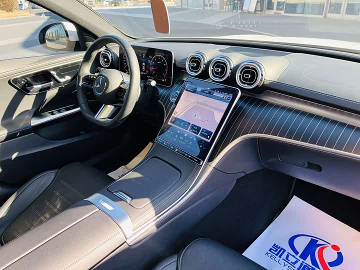 Фото 9 - Mercedes-Benz C-Class