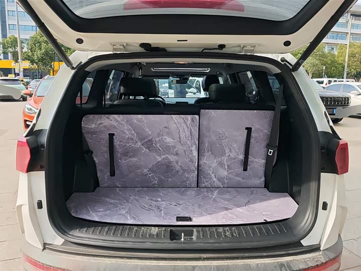 Фото 4 - Hyundai Custo