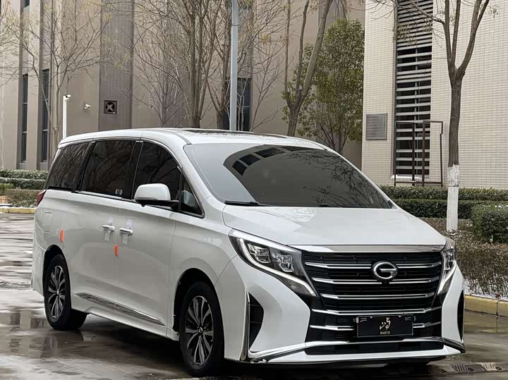Фото 3 - GAC Trumpchi M8