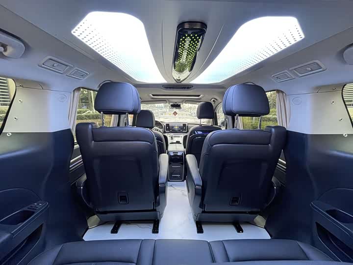 Фото 8 - GAC Trumpchi M8