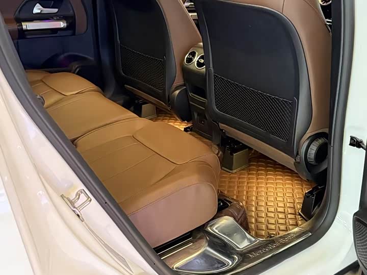 Фото 5 - Mercedes-Benz GLB-Class