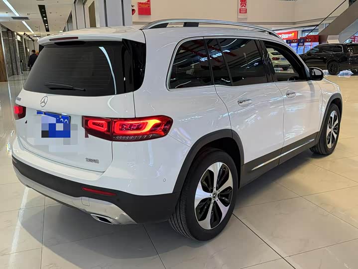 Фото 7 - Mercedes-Benz GLB-Class