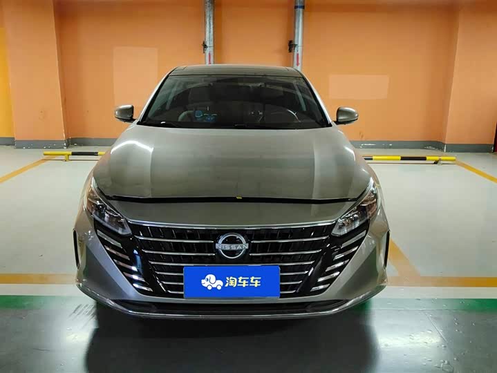 Фото 2 - Nissan Teana