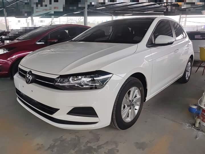 Фото 1 - Volkswagen Polo