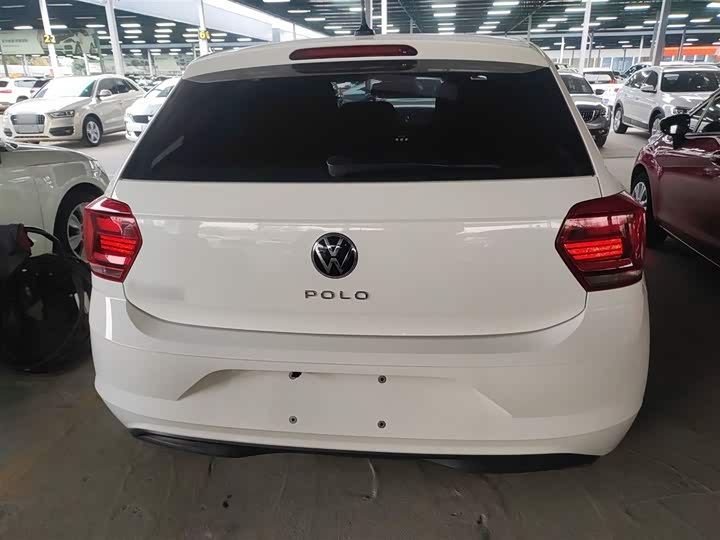 Фото 6 - Volkswagen Polo