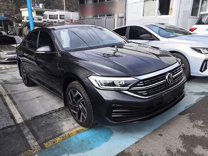 Фото 4 - Volkswagen Sagitar L