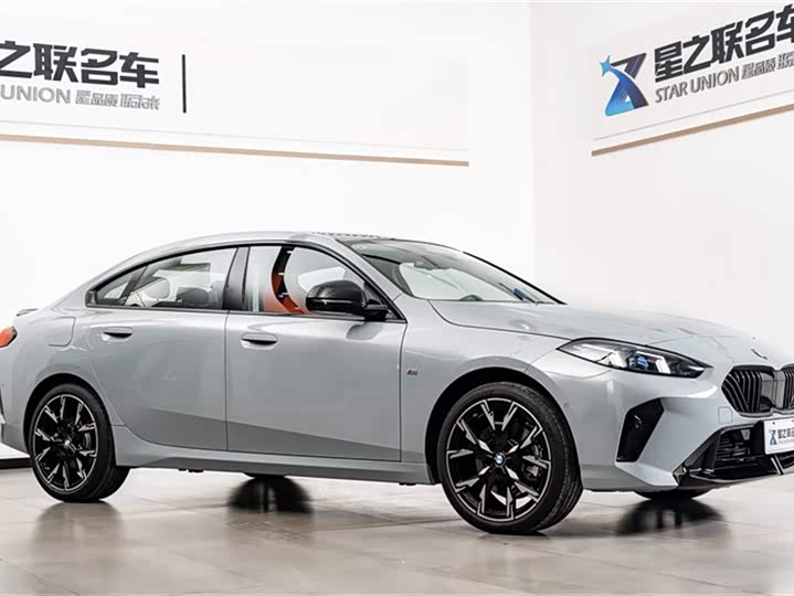 Фото 6 - BMW 2 Series