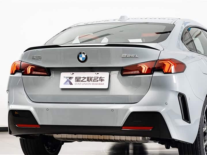 Фото 8 - BMW 2 Series