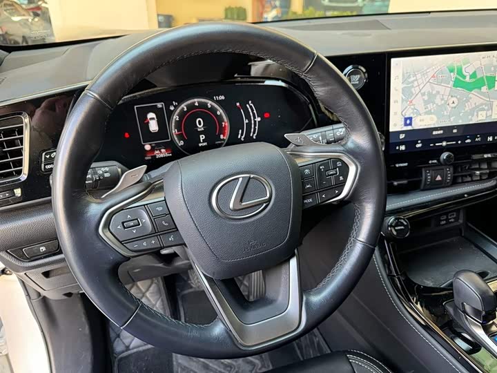 Фото 7 - Lexus NX