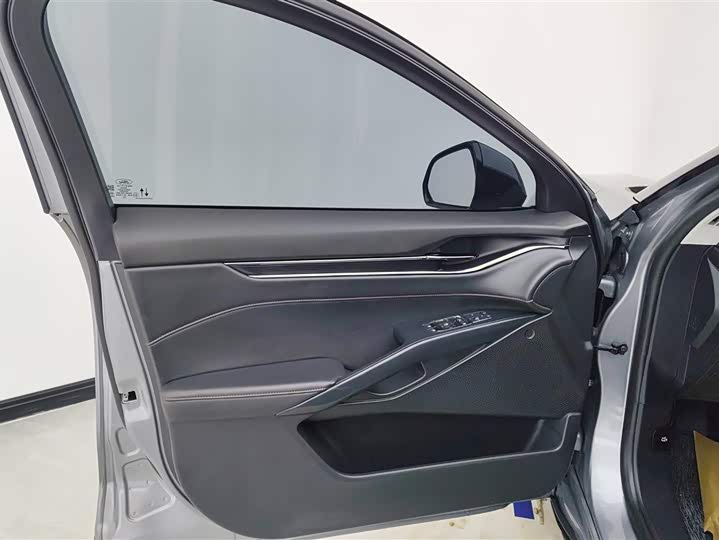 Фото 7 - Ford Mondeo