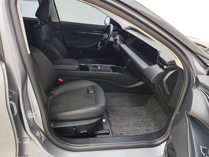 Фото 8 - Ford Mondeo