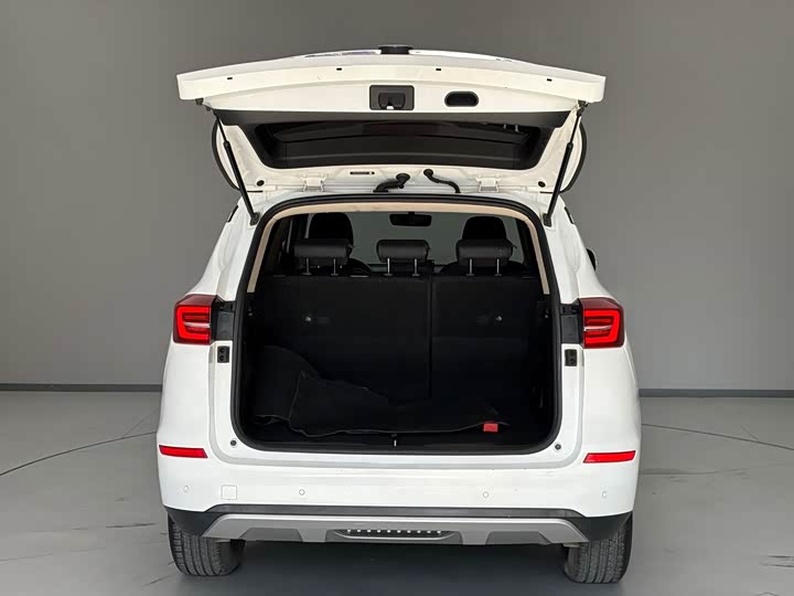 Фото 6 - BYD Song