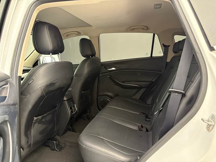 Фото 9 - BYD Song