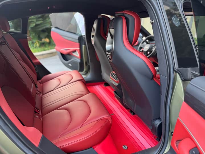 Фото 6 - Xiaomi SU7