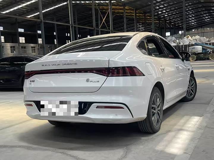 Фото 2 - BYD Qin Plus