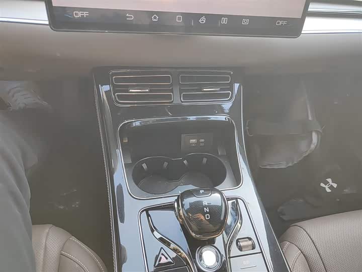 Фото 6 - BYD Han