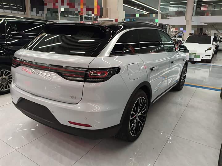 Фото 7 - Leapmotor C11