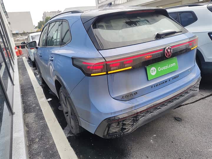 Фото 5 - Volkswagen Tiguan L Pro