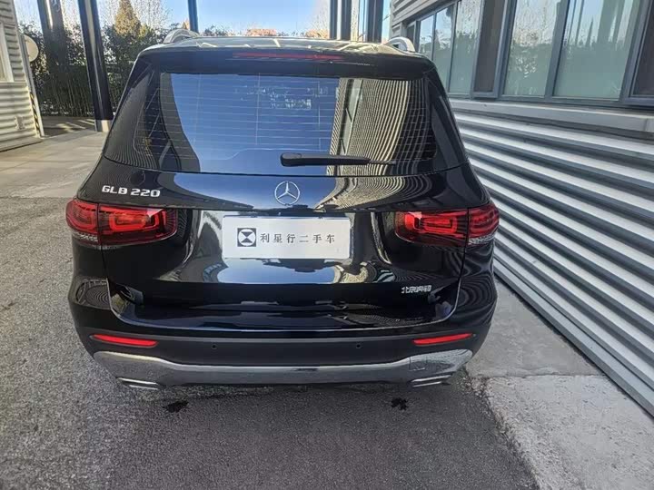 Фото 5 - Mercedes-Benz GLB-Class