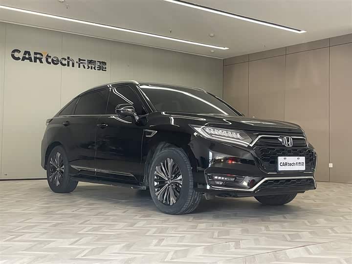 Фото 2 - Honda UR-V