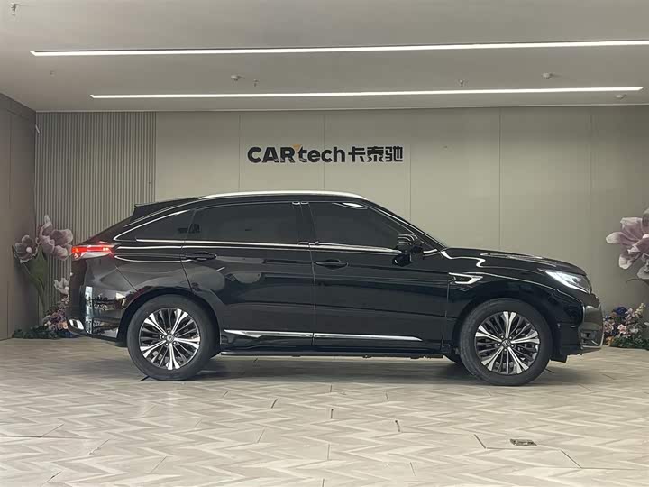 Фото 4 - Honda UR-V