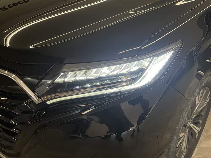 Фото 9 - Honda UR-V