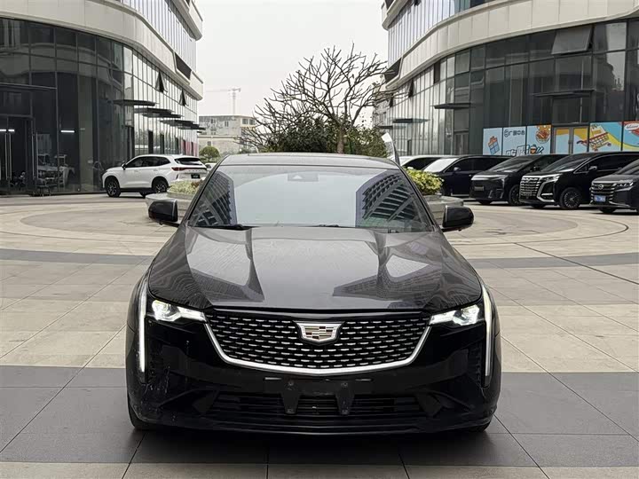 Фото 2 - Cadillac CT4