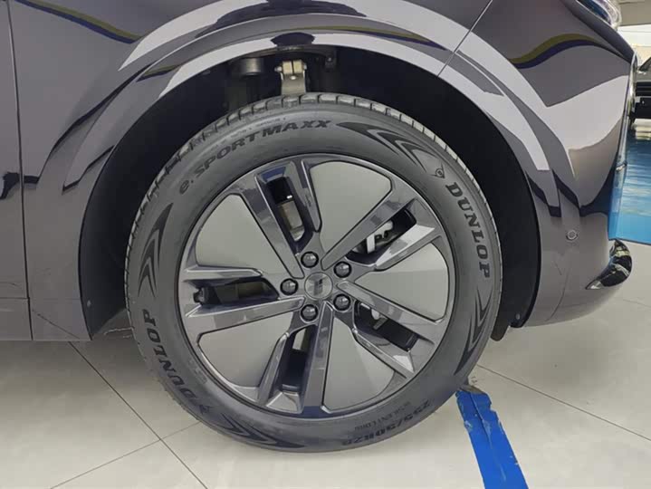 Фото 6 - LiXiang L6