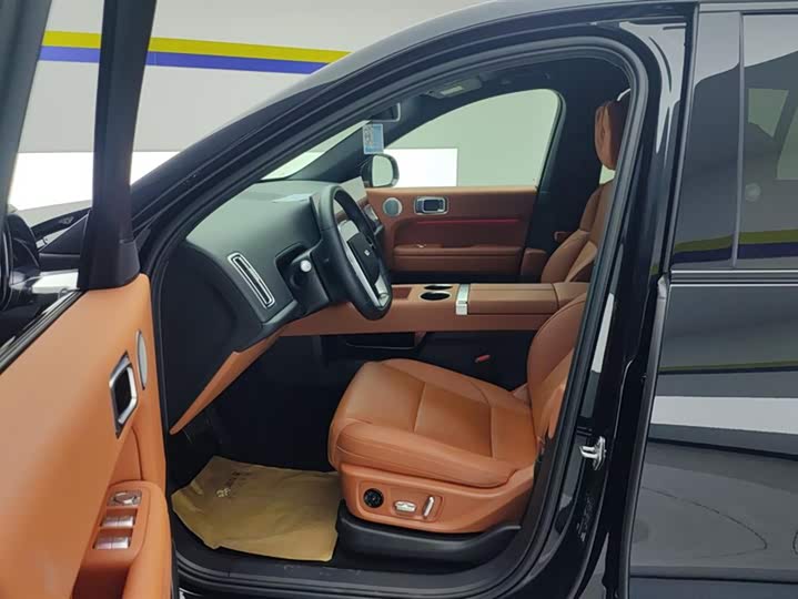 Фото 9 - LiXiang L6