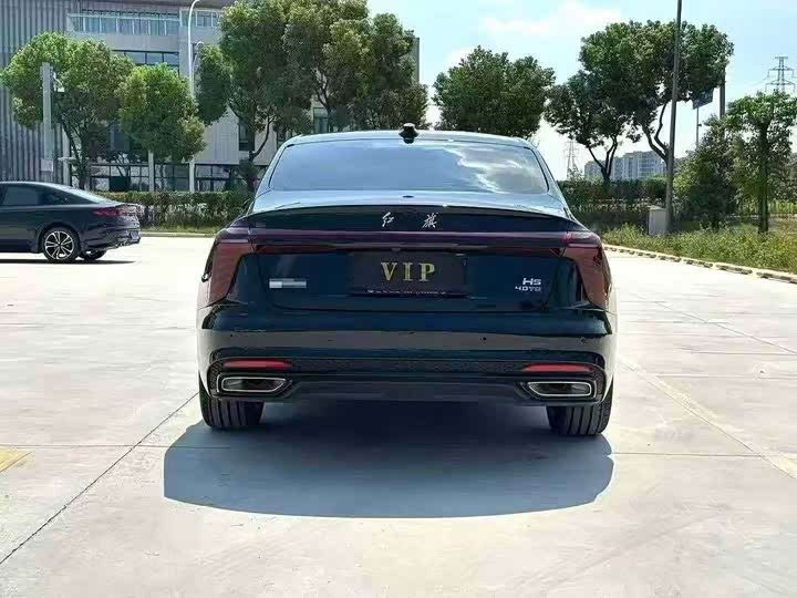 Фото 8 - Hongqi H5