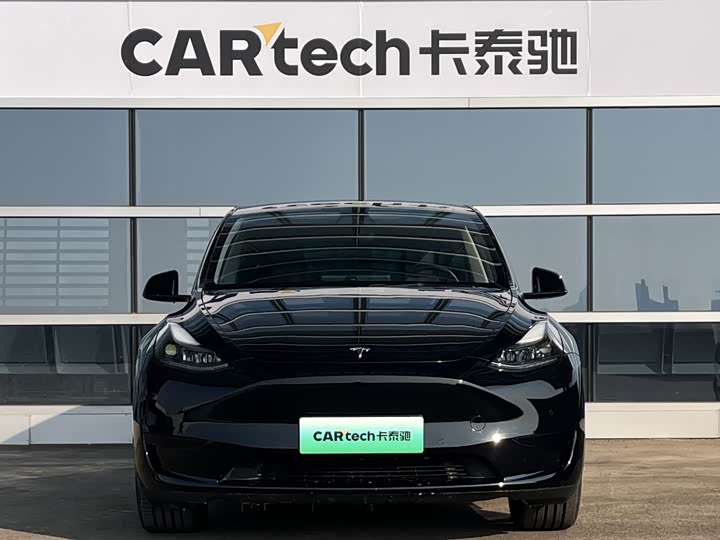 Фото 2 - Tesla Model Y