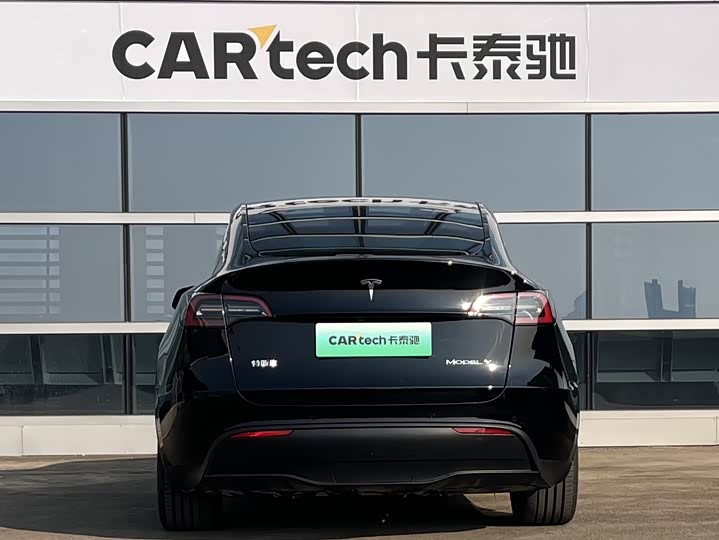 Фото 5 - Tesla Model Y