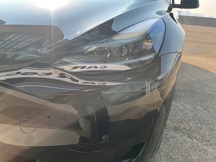 Фото 9 - Tesla Model Y