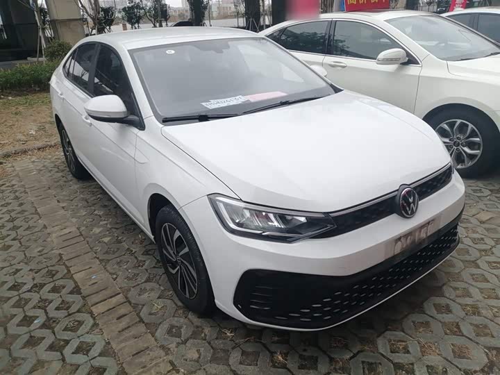 Фото 4 - Volkswagen Lavida