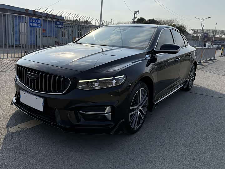 Фото 1 - Geely Preface