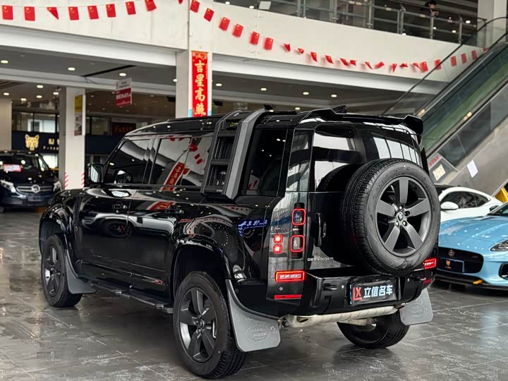 Фото 4 - Land Rover Defender