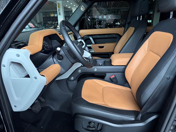 Фото 7 - Land Rover Defender