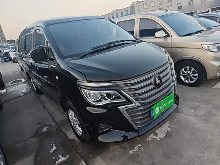 Фото 4 - Dongfeng Forthing Lingzhi M5