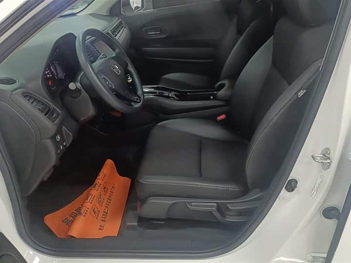 Фото 9 - Honda Vezel