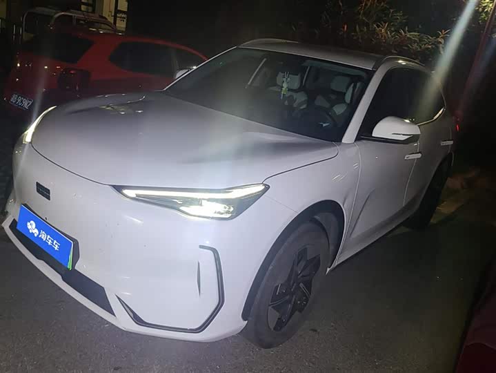 Фото 1 - Geely Galaxy E5