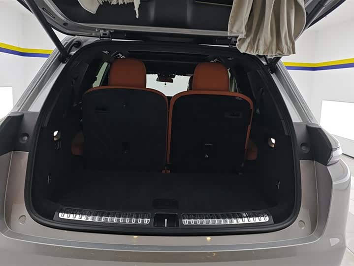 Фото 4 - LiXiang L8