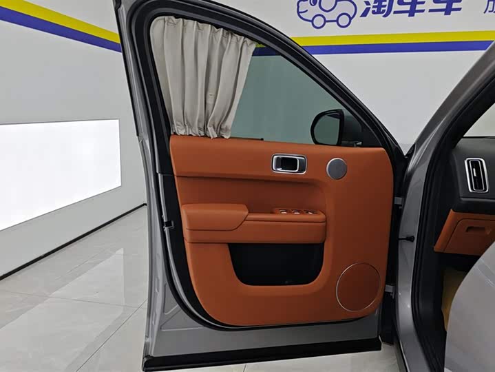 Фото 7 - LiXiang L8