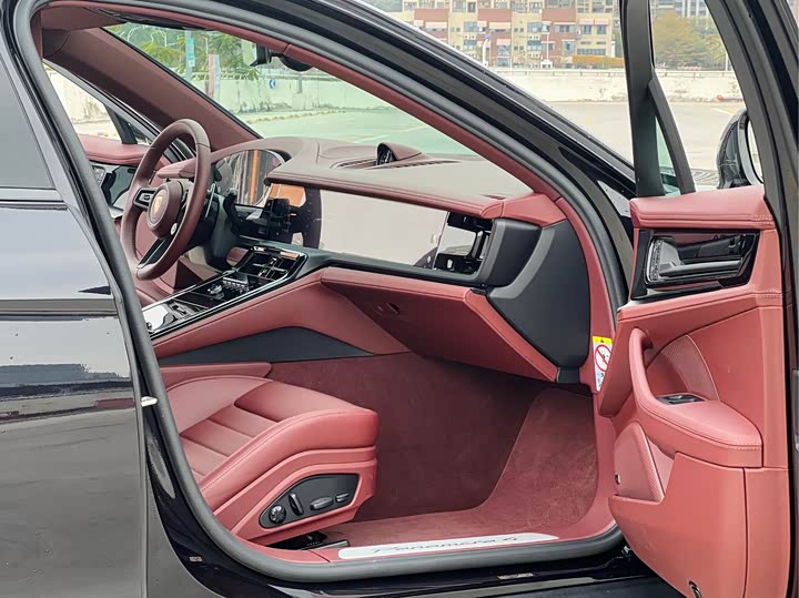 Фото 6 - Porsche Panamera